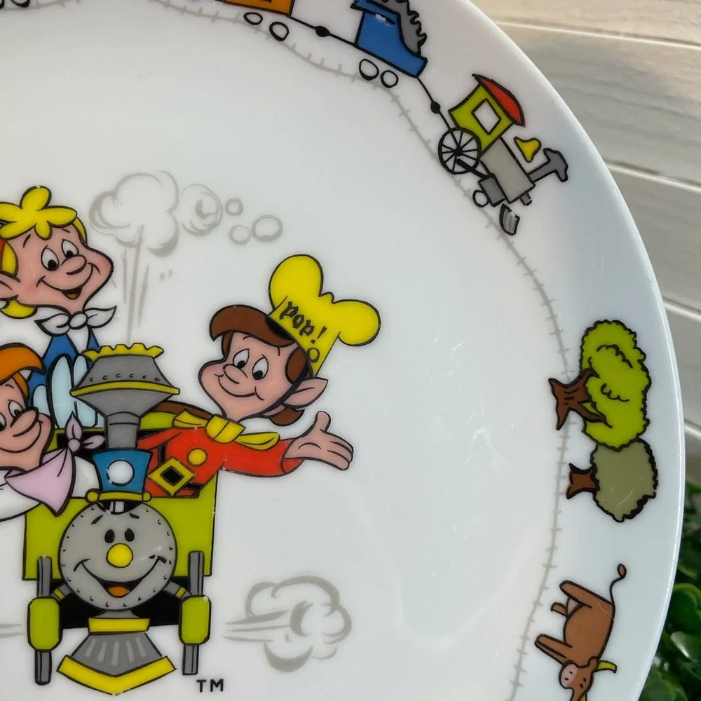 Kelloggs “Snap Crackle Pop” 7 1/4” Ceramic plate from 1983